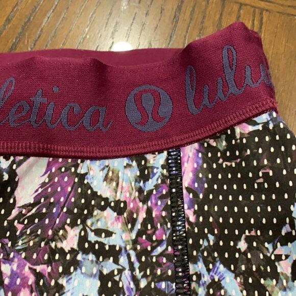 Lululemon What The Sport Short Floral Sport Tranquil Blue Multi / Dashing Purple - Picture 6 of 10